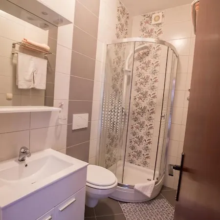 Apartment 178
