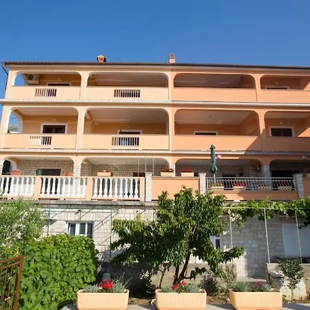 178 Apartament *