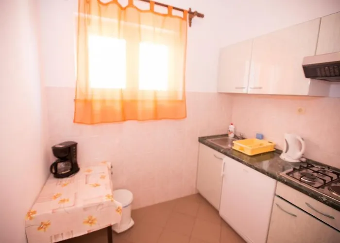 178 Apartamento Lopar